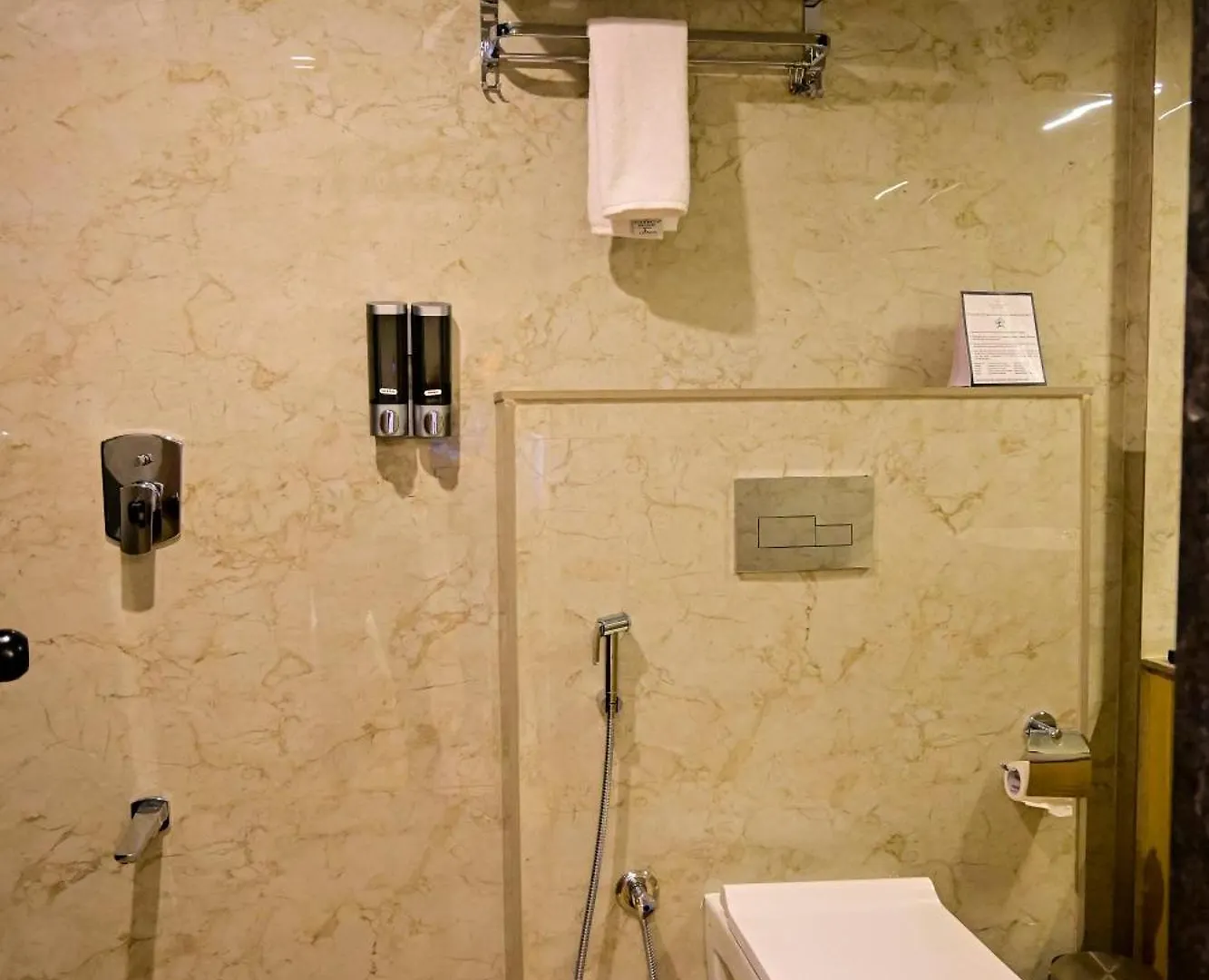 Hotel Tgi Livancia Hillside Mysore